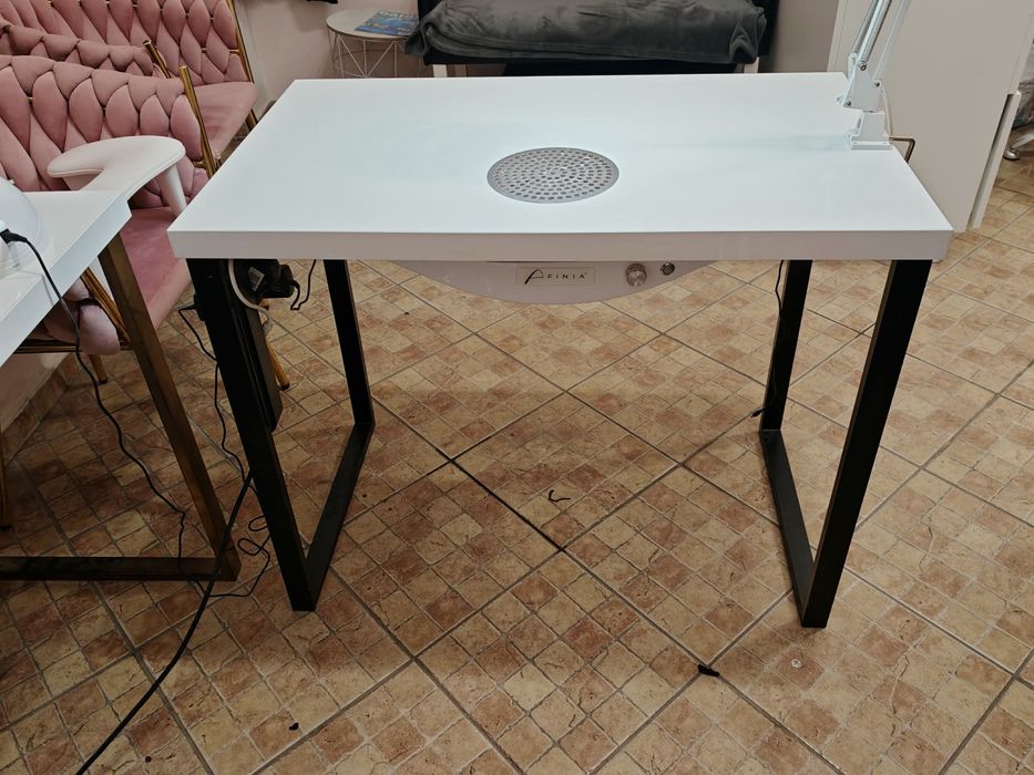 Afinia pochlaniacz biurko