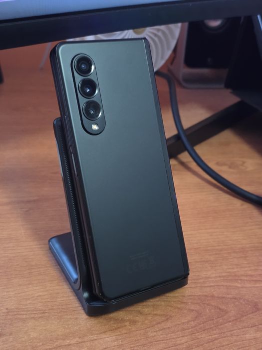 Samsung Galaxy Z Fold 3 - 12/256Gb - Black - Funciona na perfeição