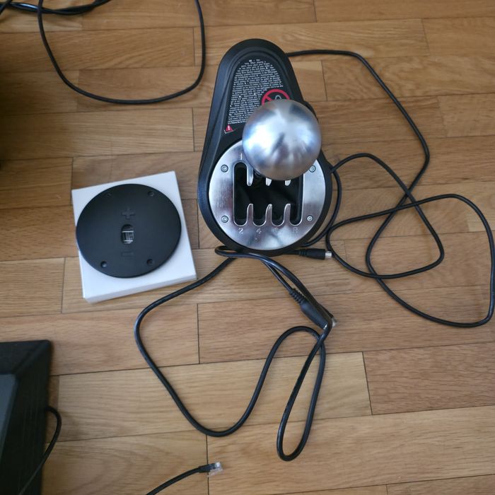 Thrustmaster T300RS + Shifter TH8A