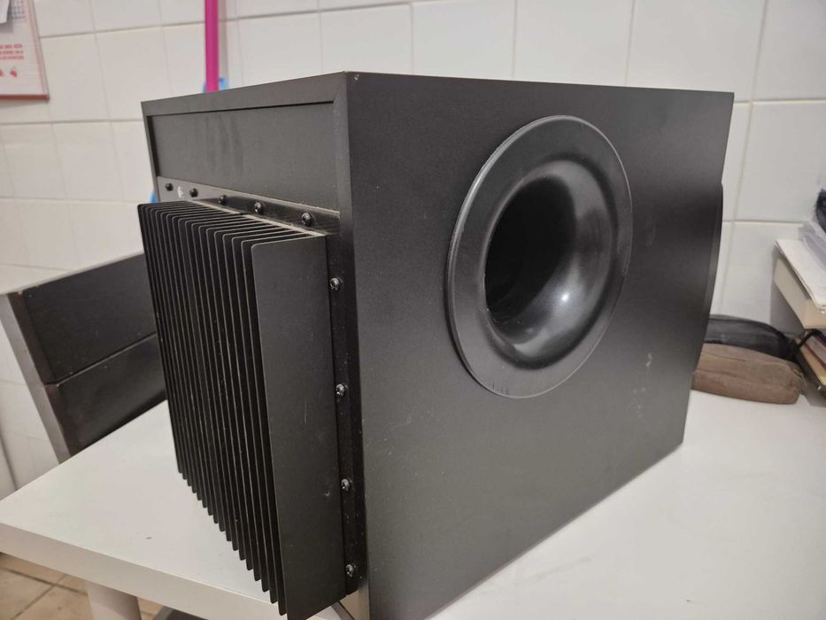 Logitech Z5500 Coluna Graves e amp