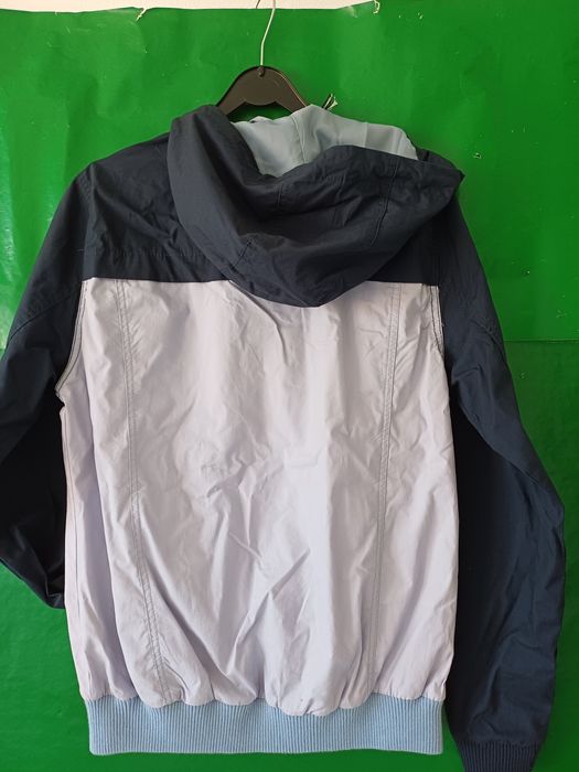 Parker nova tamanho S. 8 euros