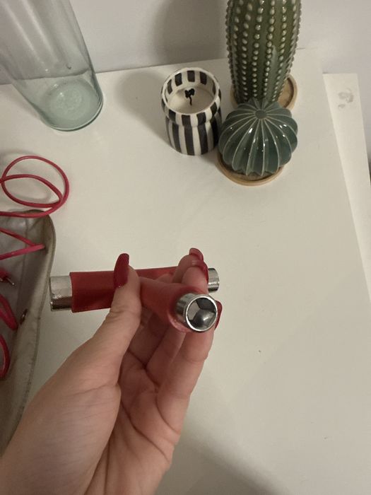 Ferramenta de skate e longboard TT100