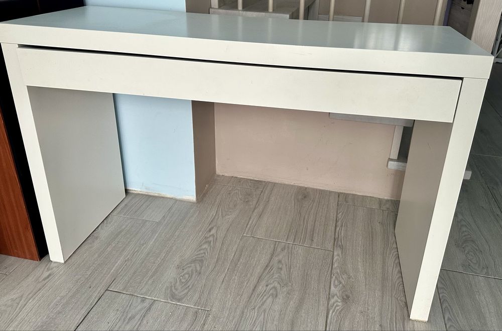 Sprzedam biurko/toaletke