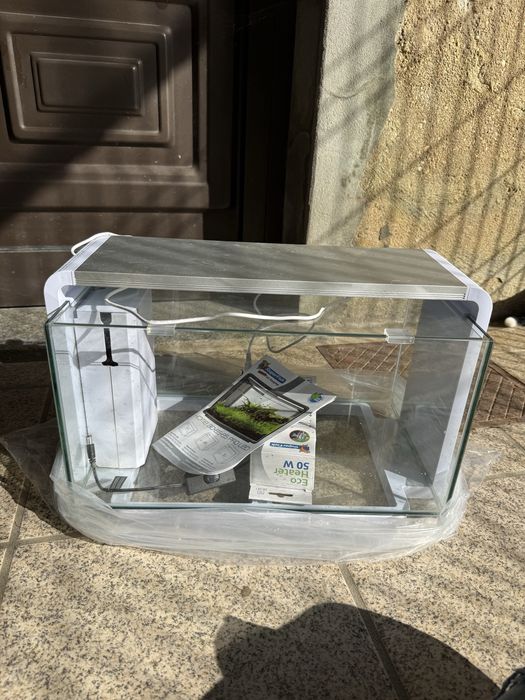 Aquário SuperFish Home ProLED 30 – 25L + Acessórios