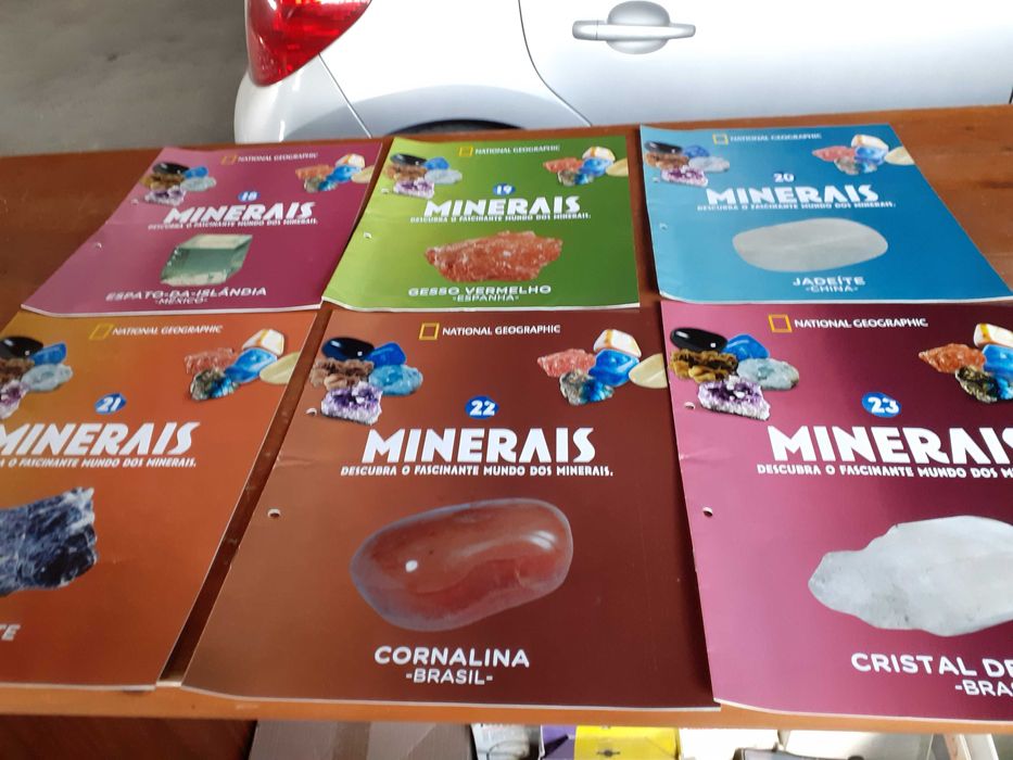 Revistas de minerais da National Geographic