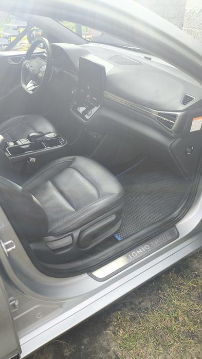 Hyundai ionic 38кВт premium