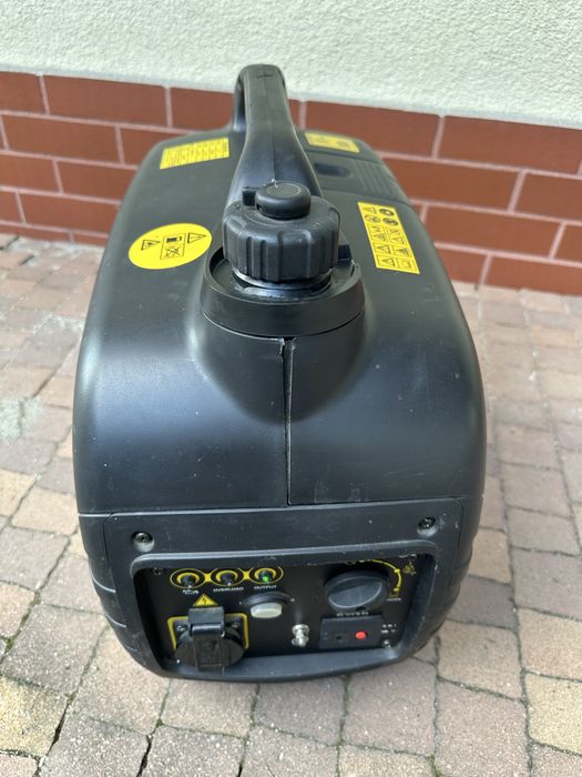STANLEY SIG 2000 Silent – Cichy agregat  inwerterowy walizkowy 2kW / 1.6kW