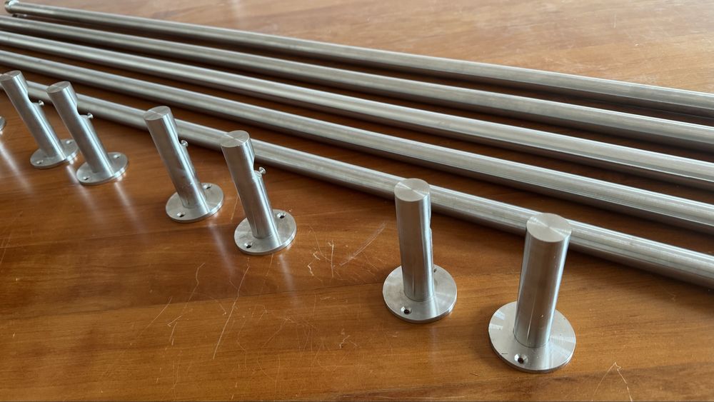 Varão para cortinado e apliques de fixacão, aço inoxidável