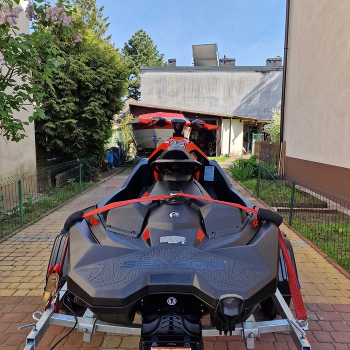 SKUTER WODNY spark 2 up