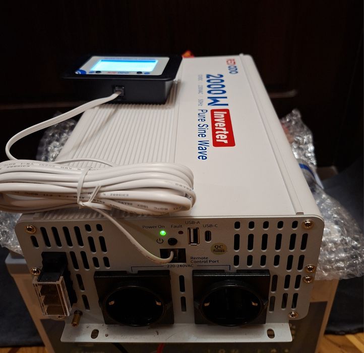 Redodo 2000W інвертор чистої синусоїди з LCD-монітором