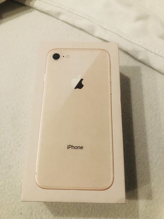 iPhone 8 GOLD 64GB