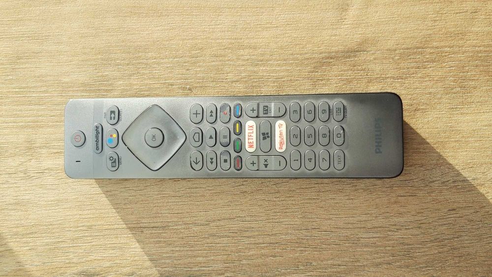 Oryginalny pilot PHILIPS YKF463-001 funkcja głosowa i bluetooth