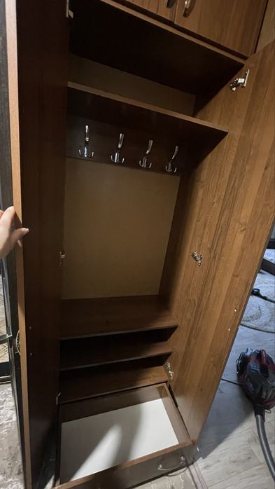Продам шафу, в гарному стані