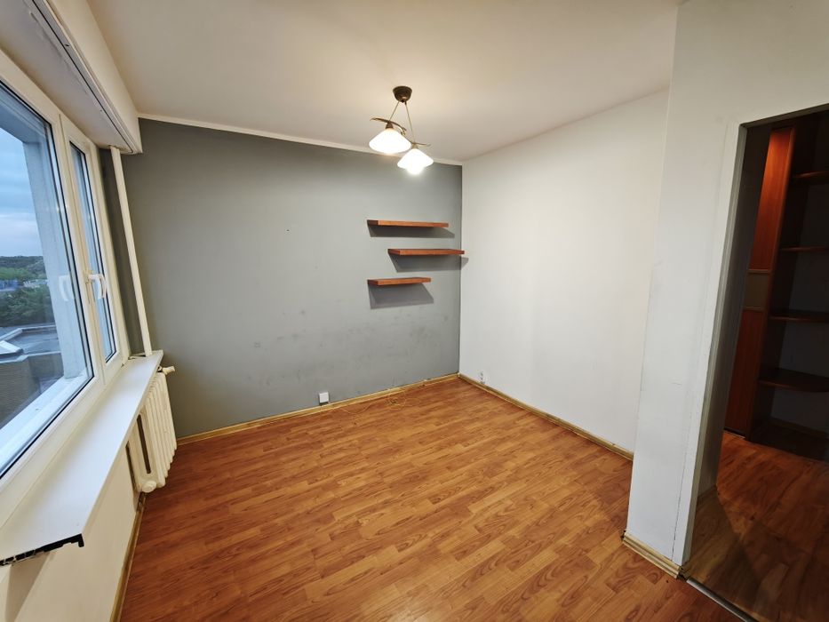 Mieszkanie z balkonem - os. Kazimierza Wielkiego  37m2 - sprzedam