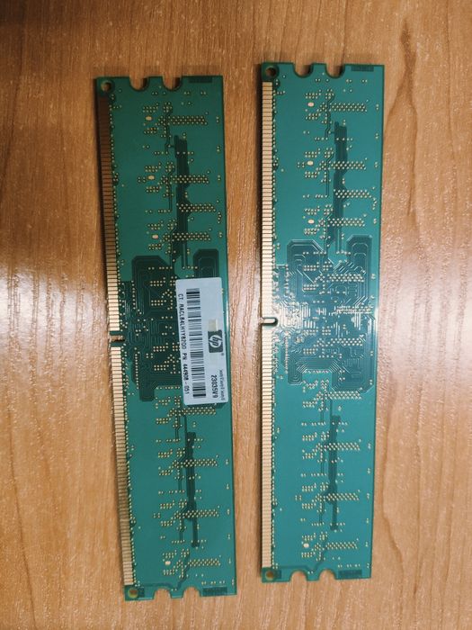 Kości RAM Hynix 1GB 1Rx8 PC2-6400E-666-12. 2szt.