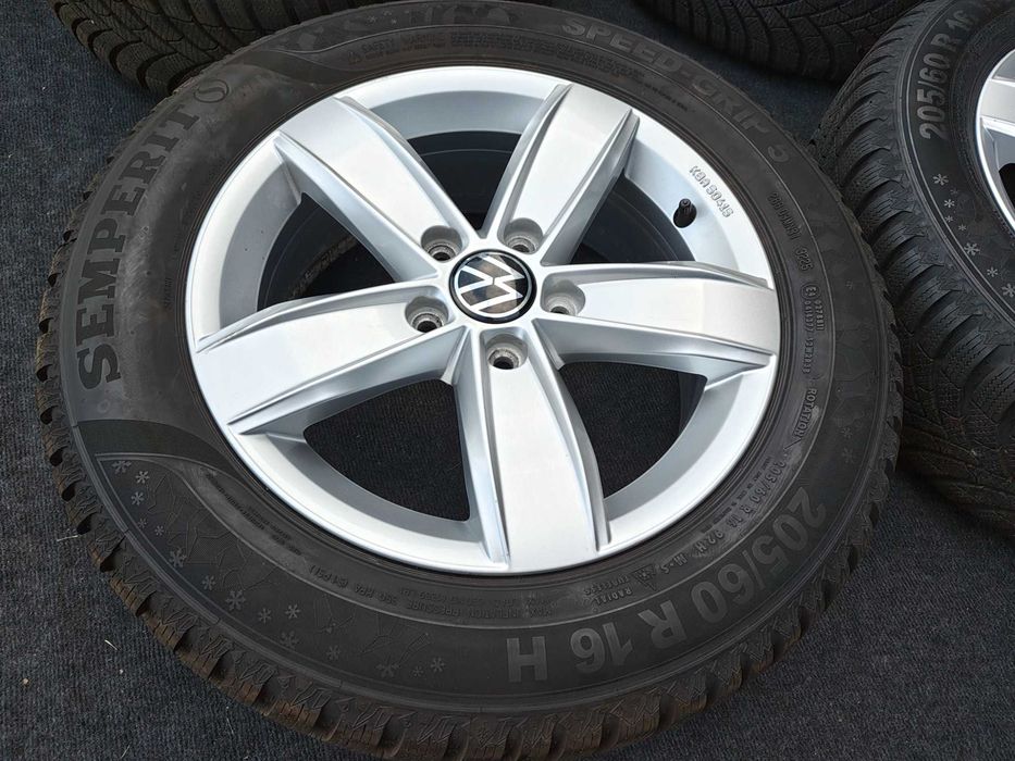 Koła Zimowe VW Touran Caddy T-Roc Octavia Ateca  205/60/16 Semperit  8,5mm 2025r NR 16001