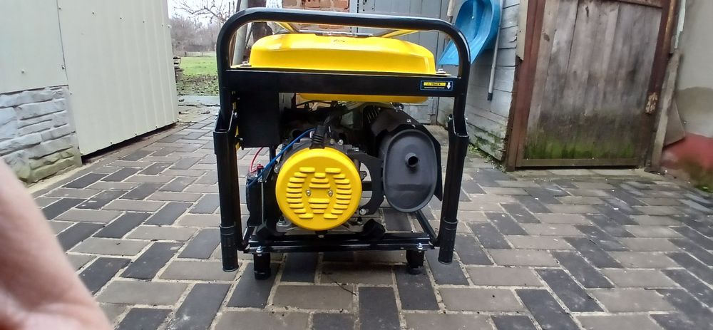 Продам генератор BISON BS9500E 8kBт