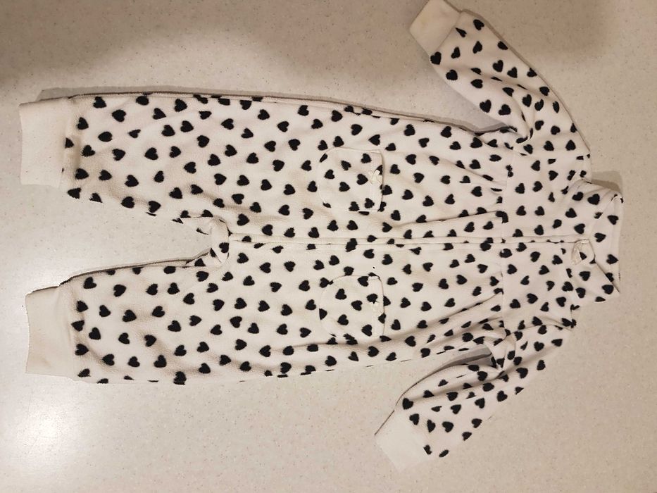 Kombinezon piżama śpioszki 6 miesięcy Carter's