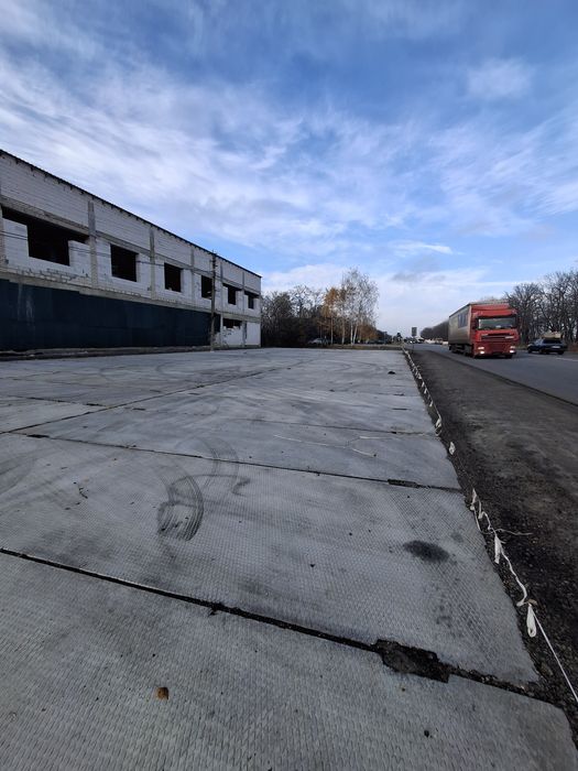 Задаётся помещение Чугуев