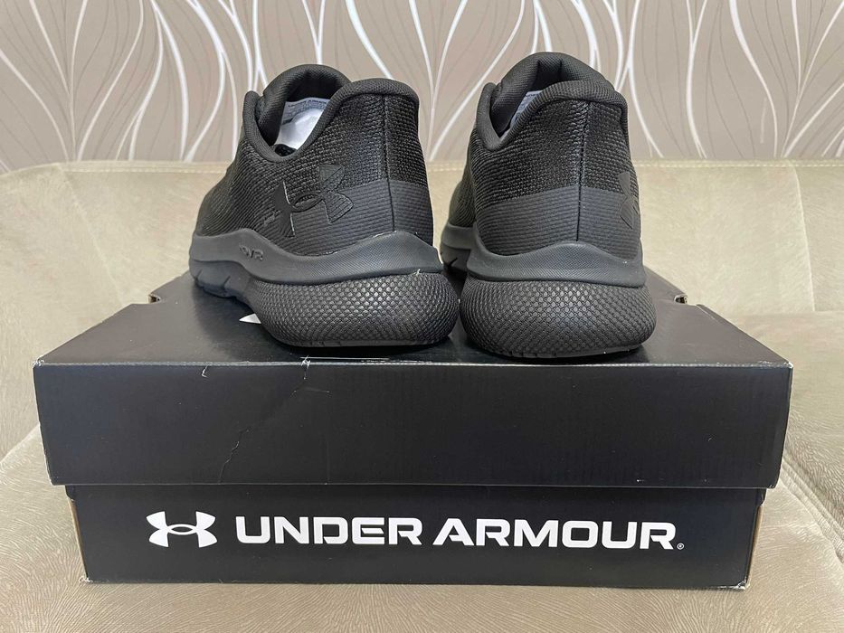 Under Armour Turbulence кросівки ОРИГІНАЛ розмір 46EUR на стопу 30 см