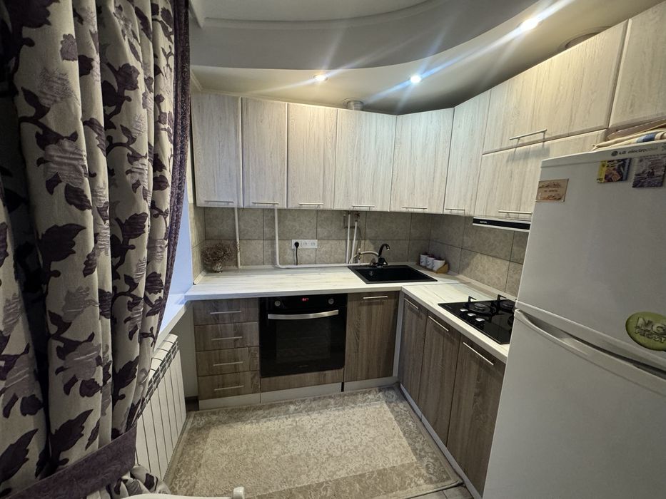 Продаж трикімнатної квартири з ремонтом по вул. Г. Матуляка, пр. Миру