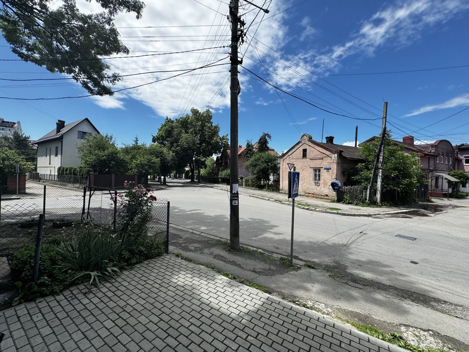 Продаж комерційного приміщення по вул. Купчинського