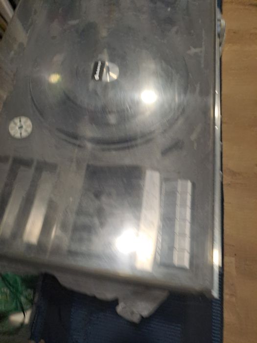 Gira discos SANYO