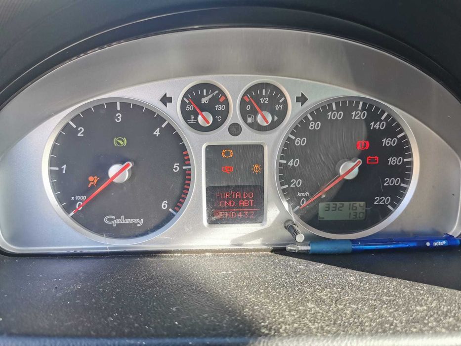 Vendo 2 carrinhas de 7 lugares