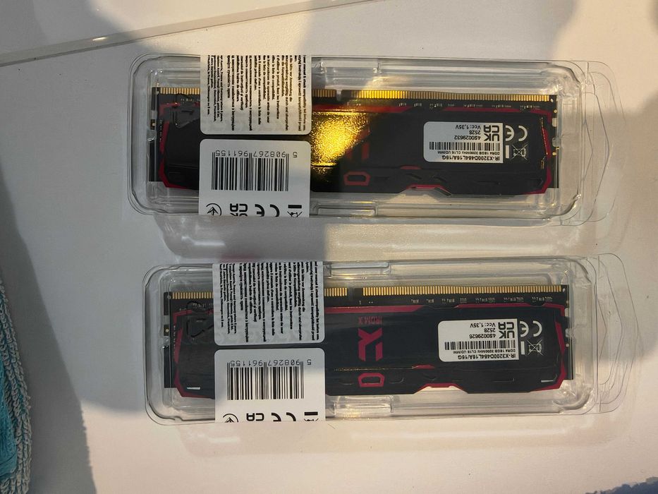 Pamięć GoodRam IRDM X, DDR4, 32 GB, 3200MHz, CL16