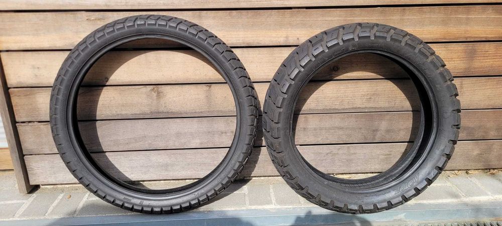Pneus misto MotoZ Tractionator GPS 90/90 R21 e 150/70 R18