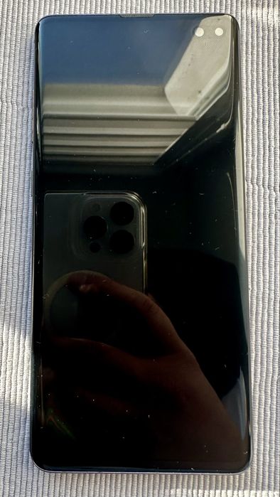 Samsung Galaxy S10 plus +