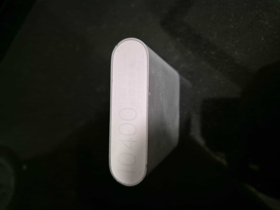 Xiaomi Power Bank with 10440mAh, Operating Without Anomaly64751966434561124