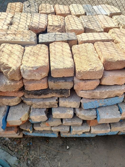 Кірпіч червоний, піч, груба