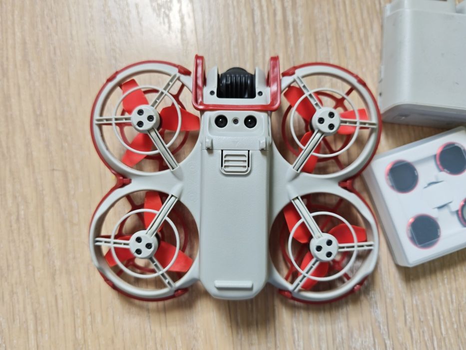 Dji neo 1, 3 baterie plus hub