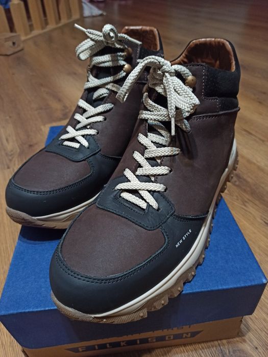 Зимові шкіряні черевики р.44