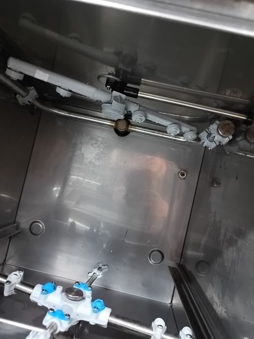 Máquina de lavar chávenas 37