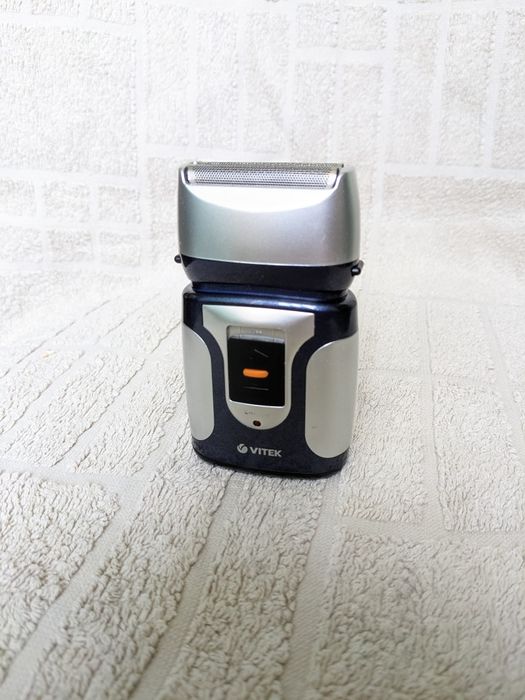 Бритва непользованая новая  Vitek 1372B