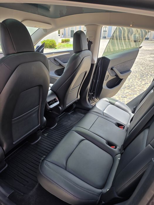 Tesla Model Y Long-Range Dual Motor - 2022