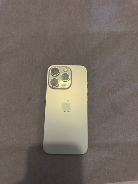 Iphone 15 pro como novo