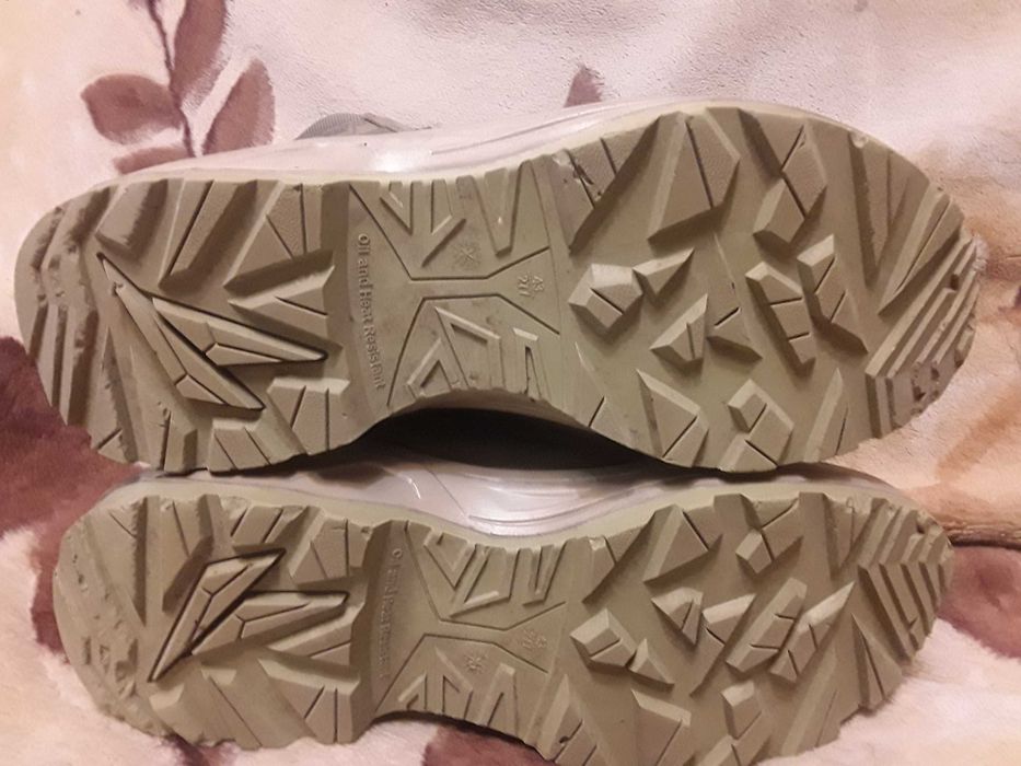 Черевики ботинки зимові 43 р. 27,7 см + перчатки тактичні М