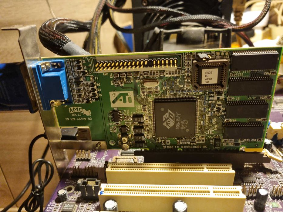 Retro PC karta graficzna AGP ATI Rage IIC