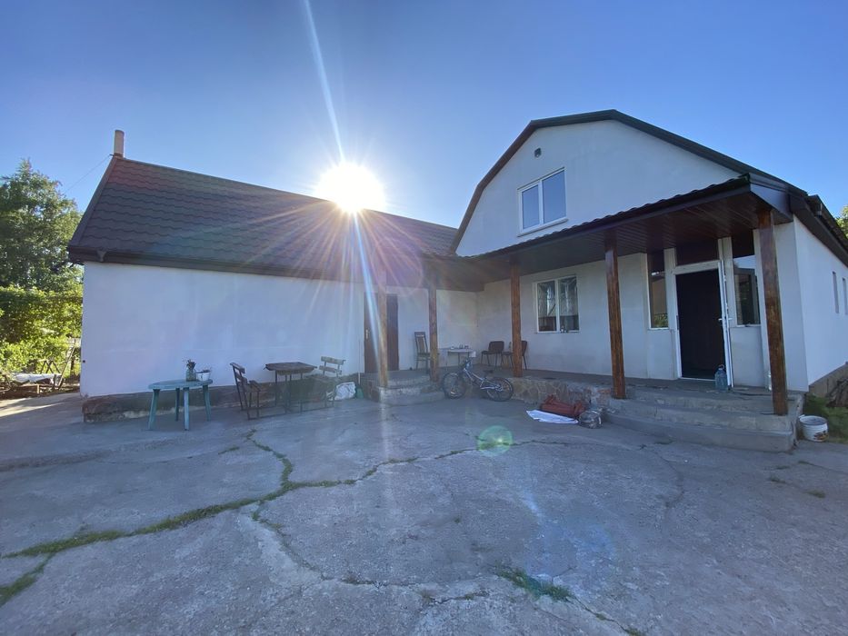 Будинок із сто