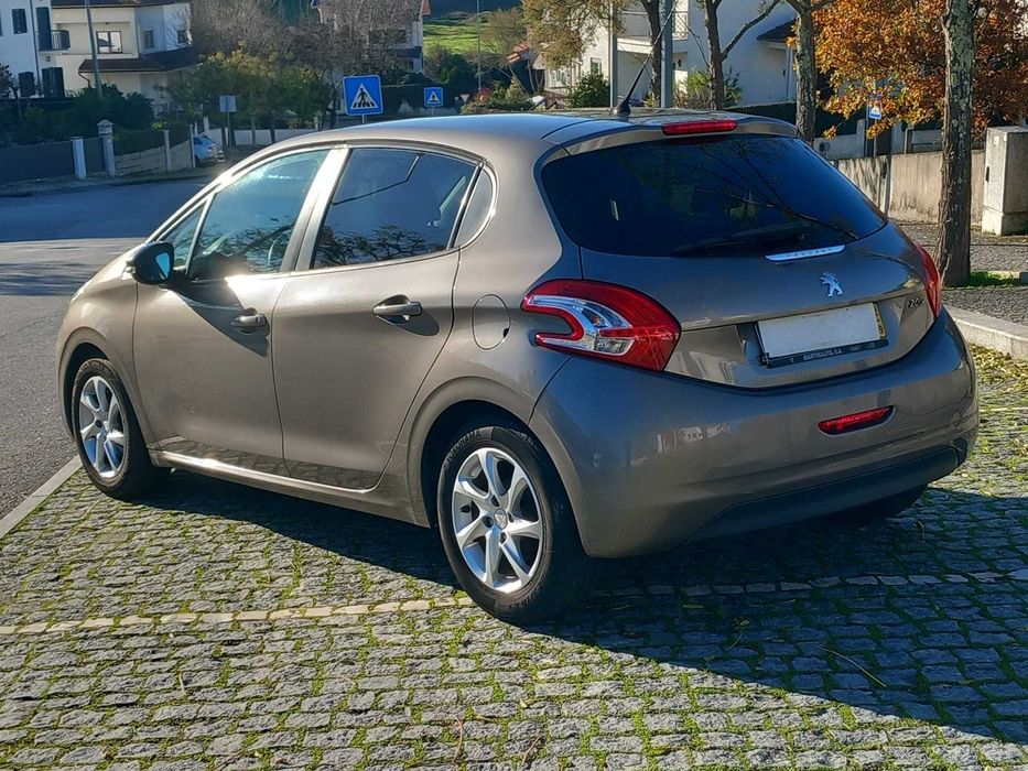 peugeot 208 1.2 ler texto