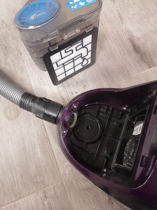 Odkurzacz bezworkowy Philips