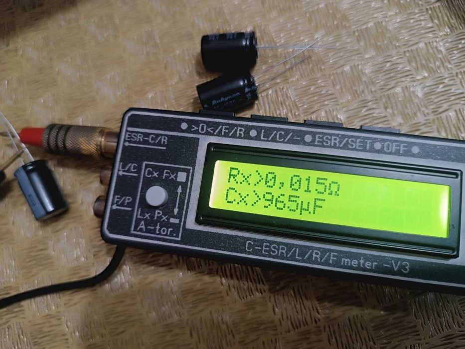 Конденсатори Rubycon ZLH 1000uF 35V Low ESR Long Life (Оригінал)