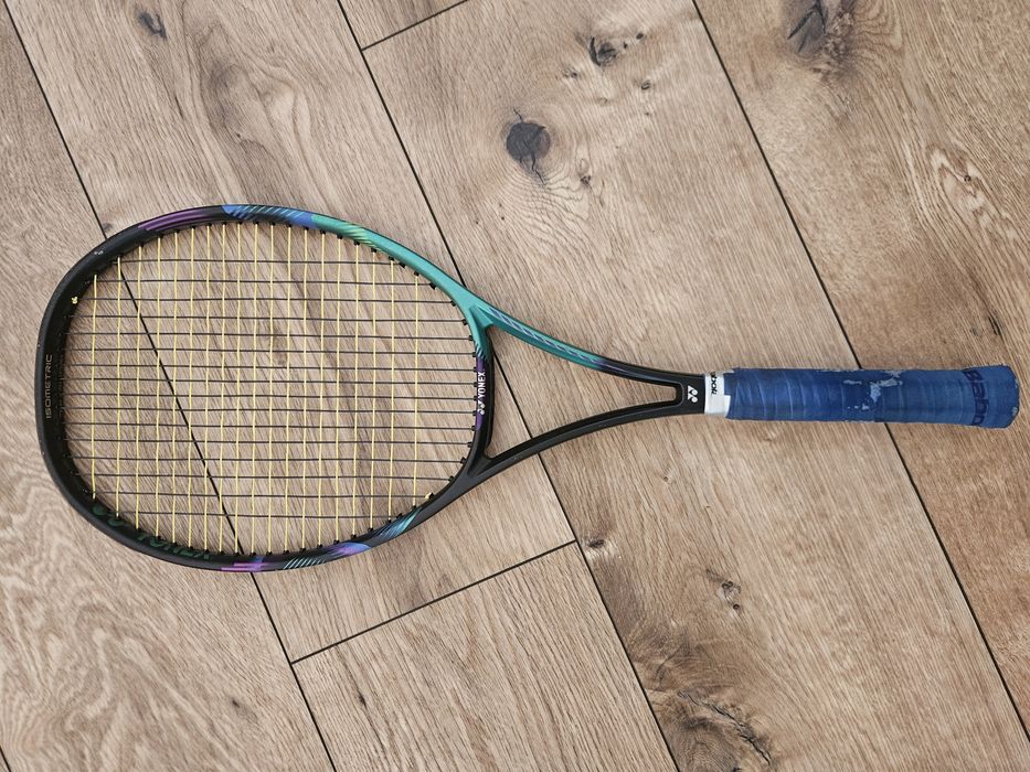 Rakieta tenisowe yonex vcore pro 97