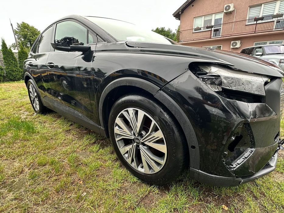 Audi Q4 Sportback e-tron Salon Polska 82 tyś przebiegu