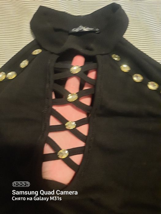 Sprzedam bluzkę damską.