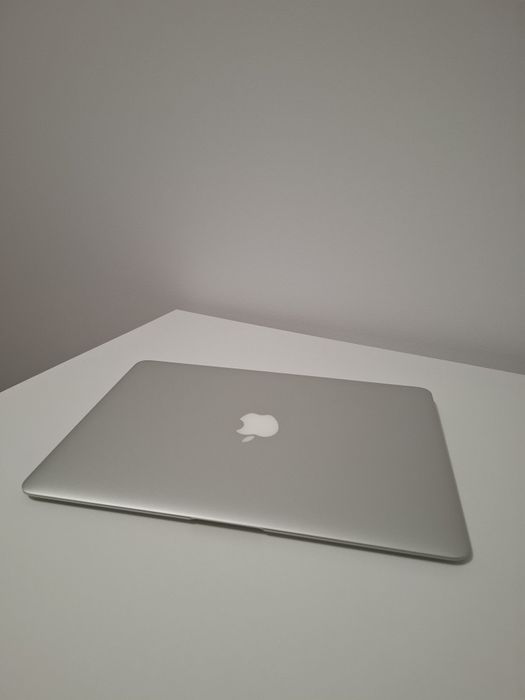 Komputer Macbook Air A1466