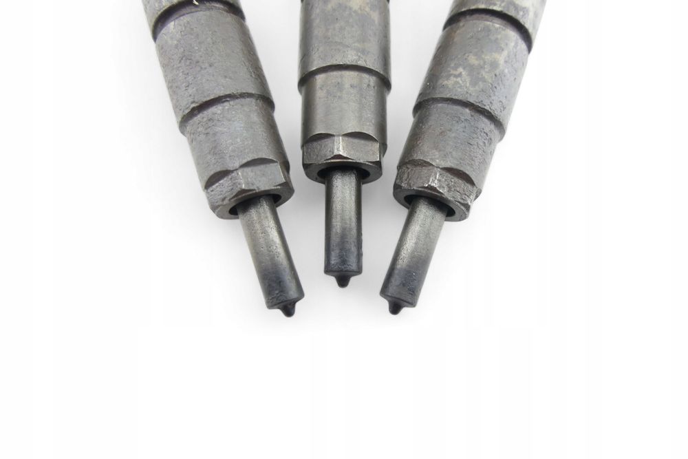 Wtryskiwacz BMW E90 E91 E92 E60 E61 E84 E83 E87 2.0D 7810702
